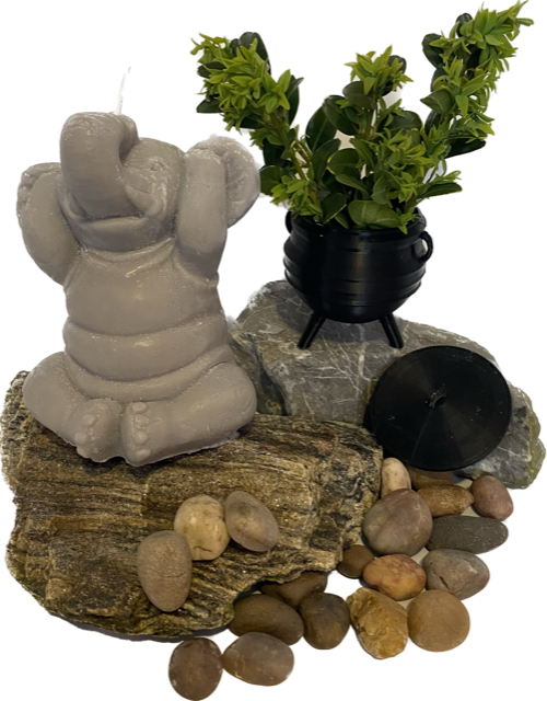 Majestic Waxs Hear no evil elephant pillar candle
